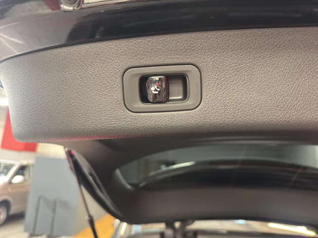 Mercedes-Benz GLC 200 4M - AMG / 360 Grad Kamera / Panorama-Dach / AHK
