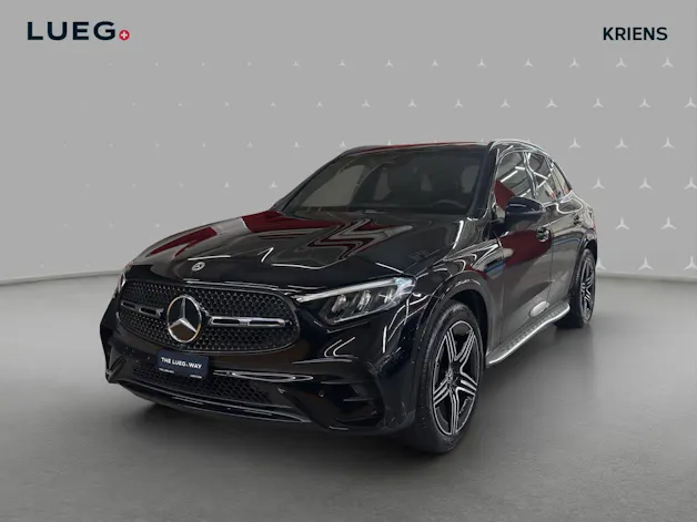 Mercedes-Benz GLC 200 4M - AMG / 360 Grad Kamera / Panorama-Dach / AHK