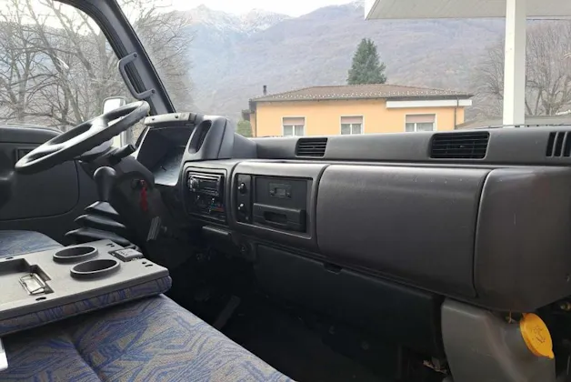 Nissan TLO 35/3 Carro Attrezzi