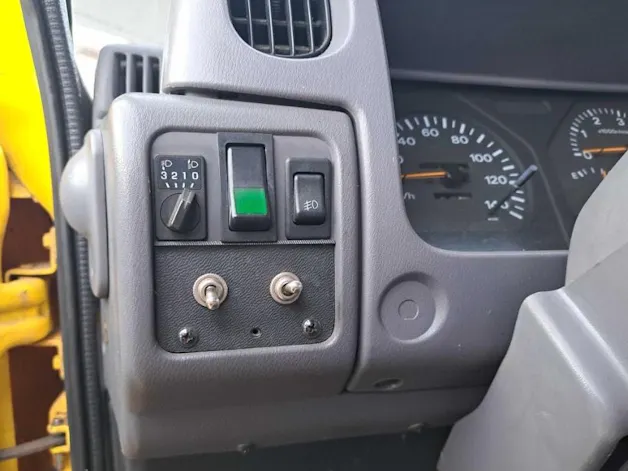 Nissan TLO 35/3 Carro Attrezzi