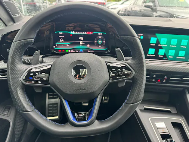 VW Golf Variant 2.0 TSI R DSG 4Motion
