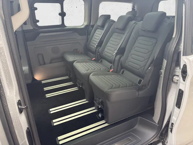 Ford Tourneo C Bus 320 L1 2.0 EcoBlue 170 Titanium