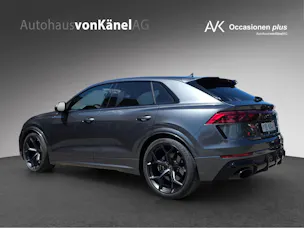 Audi RSQ8 performance quattro