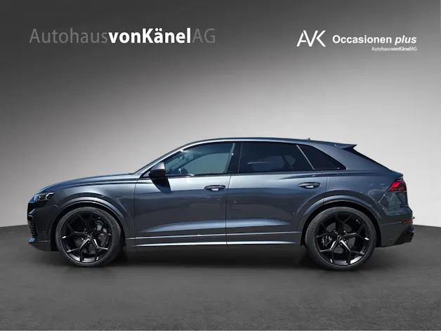 Audi RSQ8 performance quattro