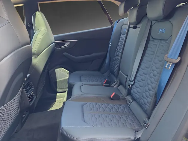 Audi RSQ8 performance quattro