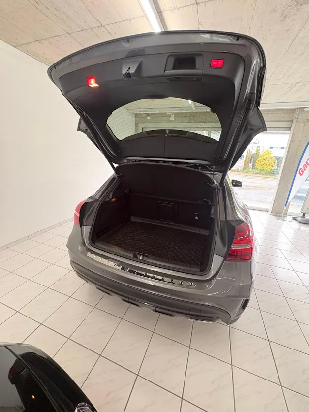 Mercedes-Benz GLA 200 AMG Line 7G-DCT