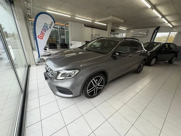 Mercedes-Benz GLA 200 AMG Line 7G-DCT