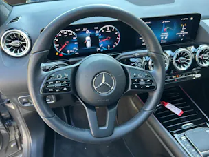 Mercedes-Benz GLA 250 4Matic Style 8G-DCT