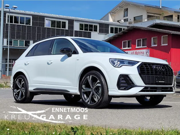 Audi Q3 35 TFSI S line Attraction S-tronic *8-fach berieft + Panoramadach*