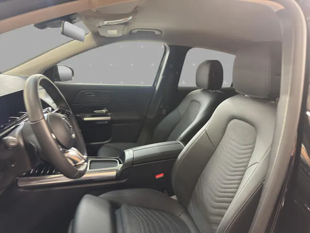 Mercedes-Benz GLA 220 4M - Progressive / Rückfahrkamera / Multibeam LED / Verkehrszeichen-Assistent