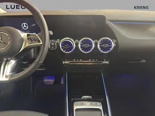 Mercedes-Benz GLA 220 4M - Progressive / Rückfahrkamera / Multibeam LED / Verkehrszeichen-Assistent