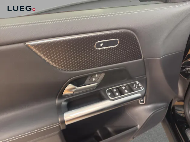 Mercedes-Benz GLA 220 4M - Progressive / Rückfahrkamera / Multibeam LED / Verkehrszeichen-Assistent