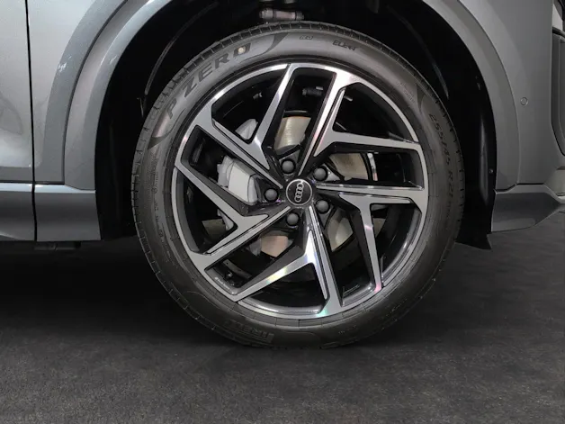 Audi Q6 e-tron quattro