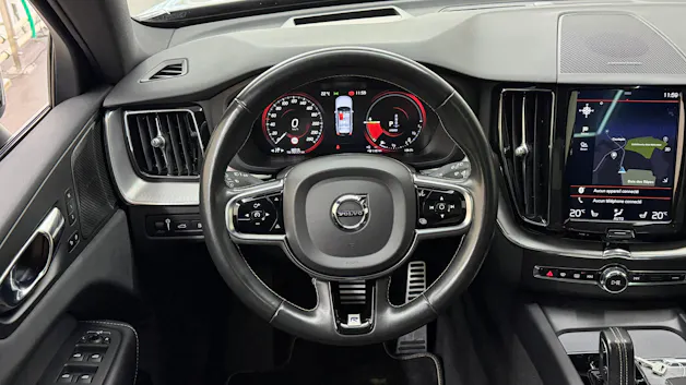 Volvo XC60 T8 eAWD R-Design Expression Geartronic