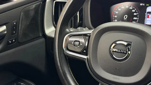 Volvo XC60 T8 eAWD R-Design Expression Geartronic