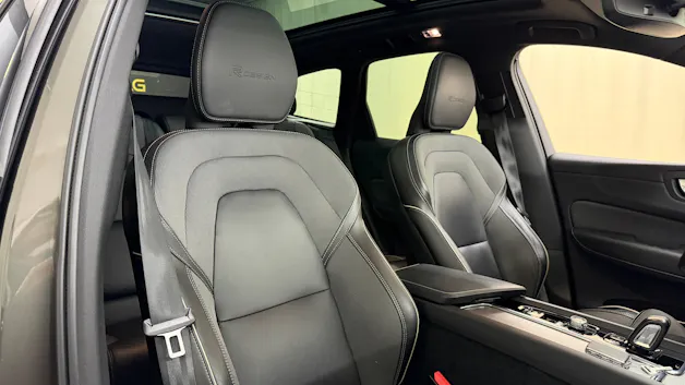 Volvo XC60 T8 eAWD R-Design Expression Geartronic