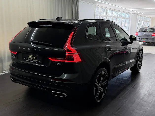 Volvo XC60 T8 eAWD R-Design Expression Geartronic