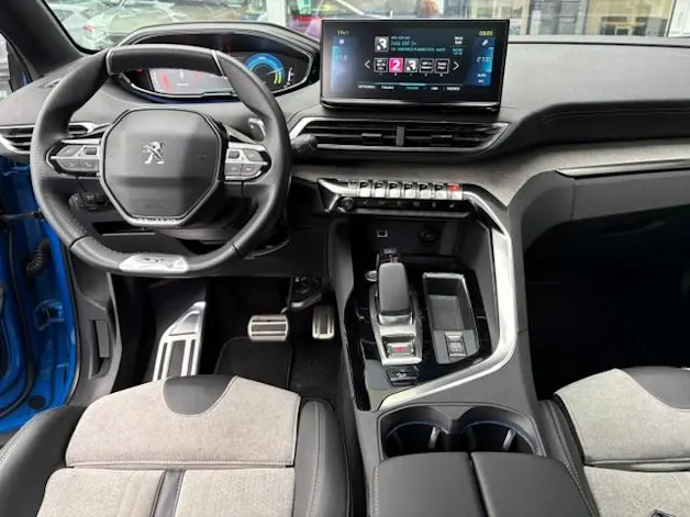 Peugeot 3008 300e Hybrid4 GT Pack EAT8