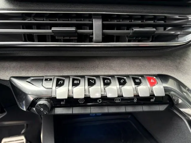 Peugeot 3008 300e Hybrid4 GT Pack EAT8