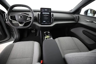 https://vehicle.imgix.net/4310059/607b2ba7-d4d0-4613-84bd-fd6434d95d3a.jpg