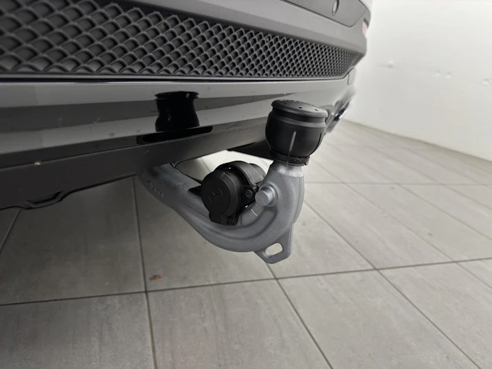 Fahrzeugbild MERCEDES-BENZ GLB 220
