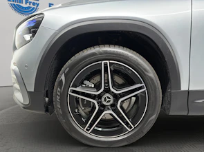 Fahrzeugbild MERCEDES-BENZ GLB 220 AMG Line 4matic