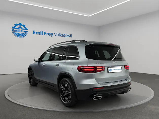 Mercedes-Benz GLB 220 AMG Line 4matic