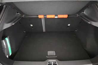 https://vehicle.imgix.net/4310105/be68d8ca-0ccd-423f-a775-ef708ba1d8c0.jpg
