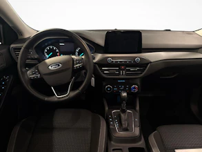 https://vehicle.imgix.net/4310124/1ad076a4-8c6a-4f49-8f21-1930fc1d9746.jpg