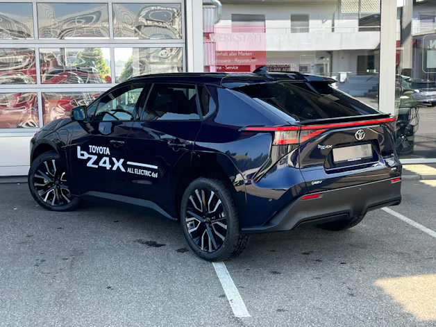 Toyota bZ4X Premium AWD