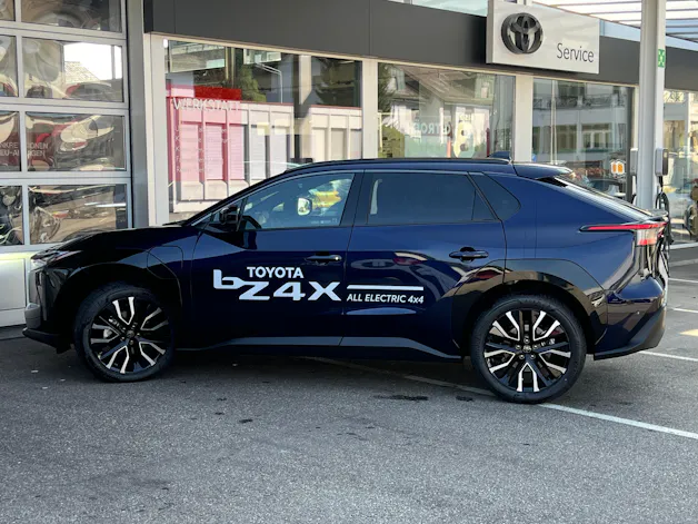 Toyota bZ4X Premium AWD