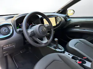 Toyota Aygo X 1.5 VVT-i HSD Style