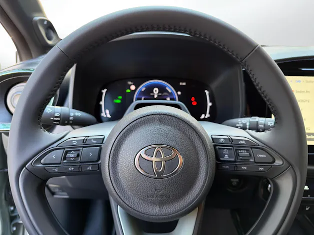 Toyota Aygo X 1.5 VVT-i HSD Style