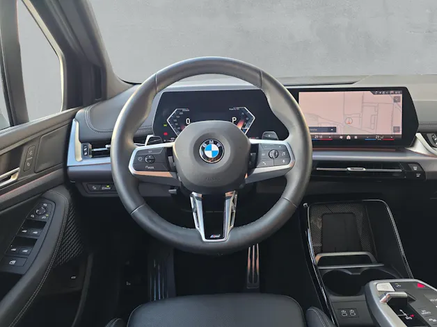 BMW 220i Active Tourer M Sport U06 AHK 1.3T