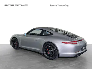 Porsche 911 Carrera 4 GTS
