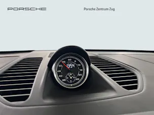 Porsche 911 Carrera 4 GTS