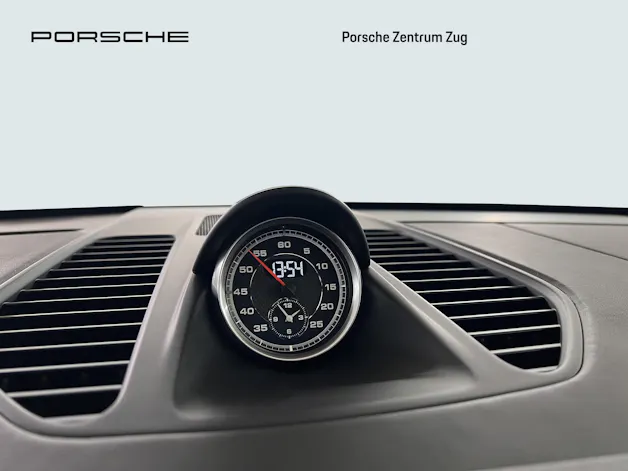 Porsche 911 Carrera 4 GTS