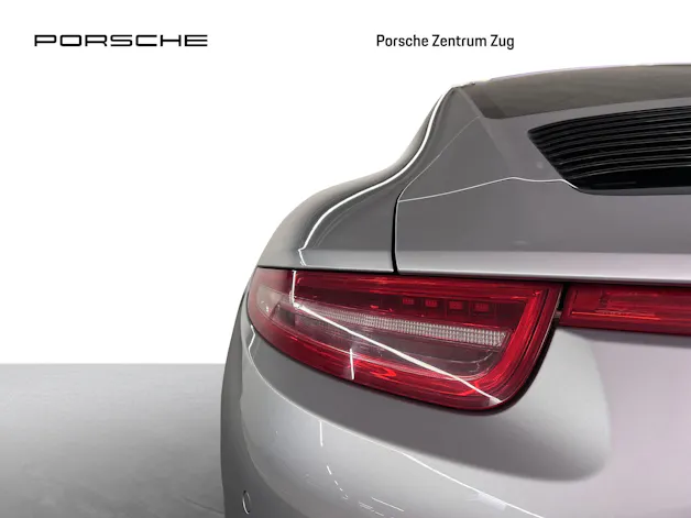 Porsche 911 Carrera 4 GTS