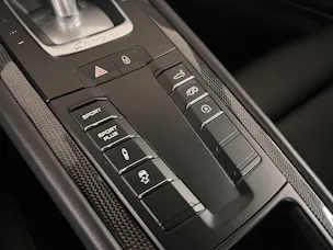 Porsche 911 Carrera 4 GTS