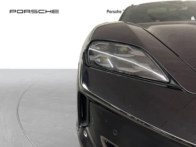 Porsche Taycan GTS Sport Turismo