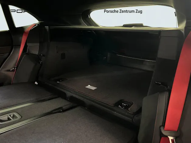 Porsche Taycan GTS Sport Turismo