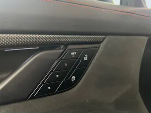 Porsche Taycan GTS Sport Turismo