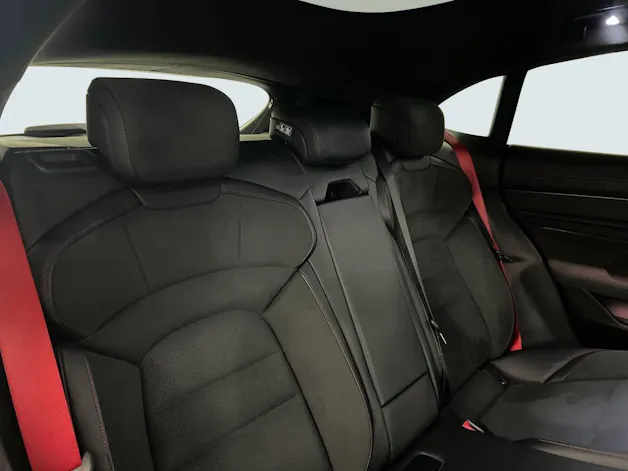 Porsche Taycan GTS Sport Turismo