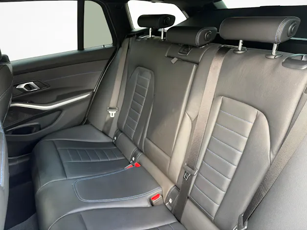 BMW 320d xDrive SAG Touring