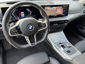 https://vehicle.imgix.net/4310410/5c3ef807-b8cf-4d91-afea-2bfbd044b01c.jpg