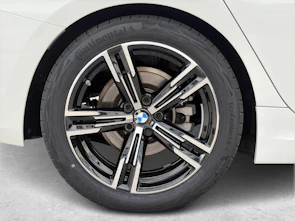 Fahrzeugbild BMW 320d xDrive SAG Touring