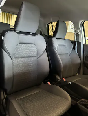 Suzuki Swift 1.2 Sakura Hybrid