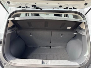 https://vehicle.imgix.net/4310454/3ee2aa6b-c086-4053-92ff-1ae2559bba1c.jpg