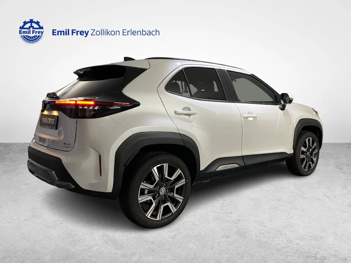 Fahrzeugbild TOYOTA YARIS CROSS