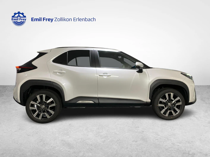 Fahrzeugbild TOYOTA YARIS CROSS